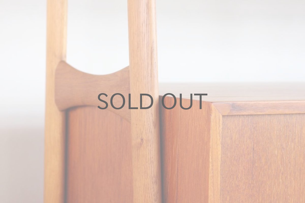 画像6: ビンテージ北欧家具/デンマーク製/Omann Jun Møbelfabrik/チーク&オークオープンシェルフ (6)