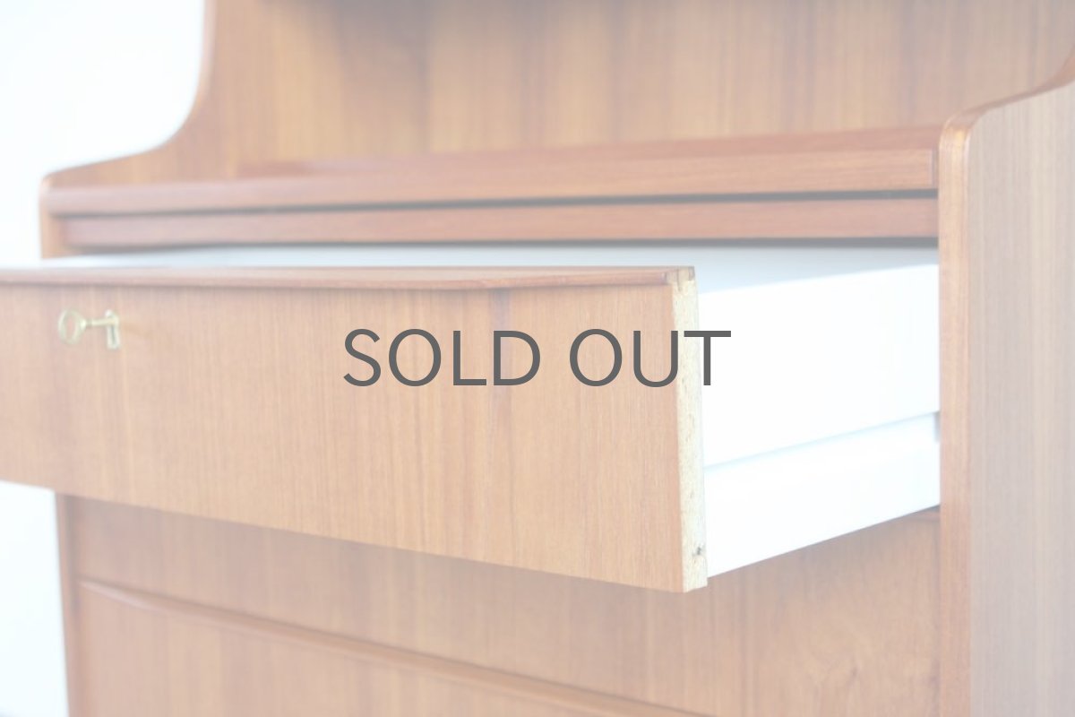 画像7: 北欧ビンテージ家具/デンマーク製　チークライティングビューロー/3段引き出し (7)