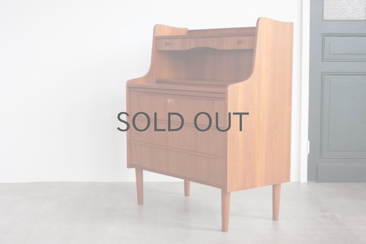 画像5: 北欧ビンテージ家具/デンマーク製　チークライティングビューロー/3段引き出し (5)