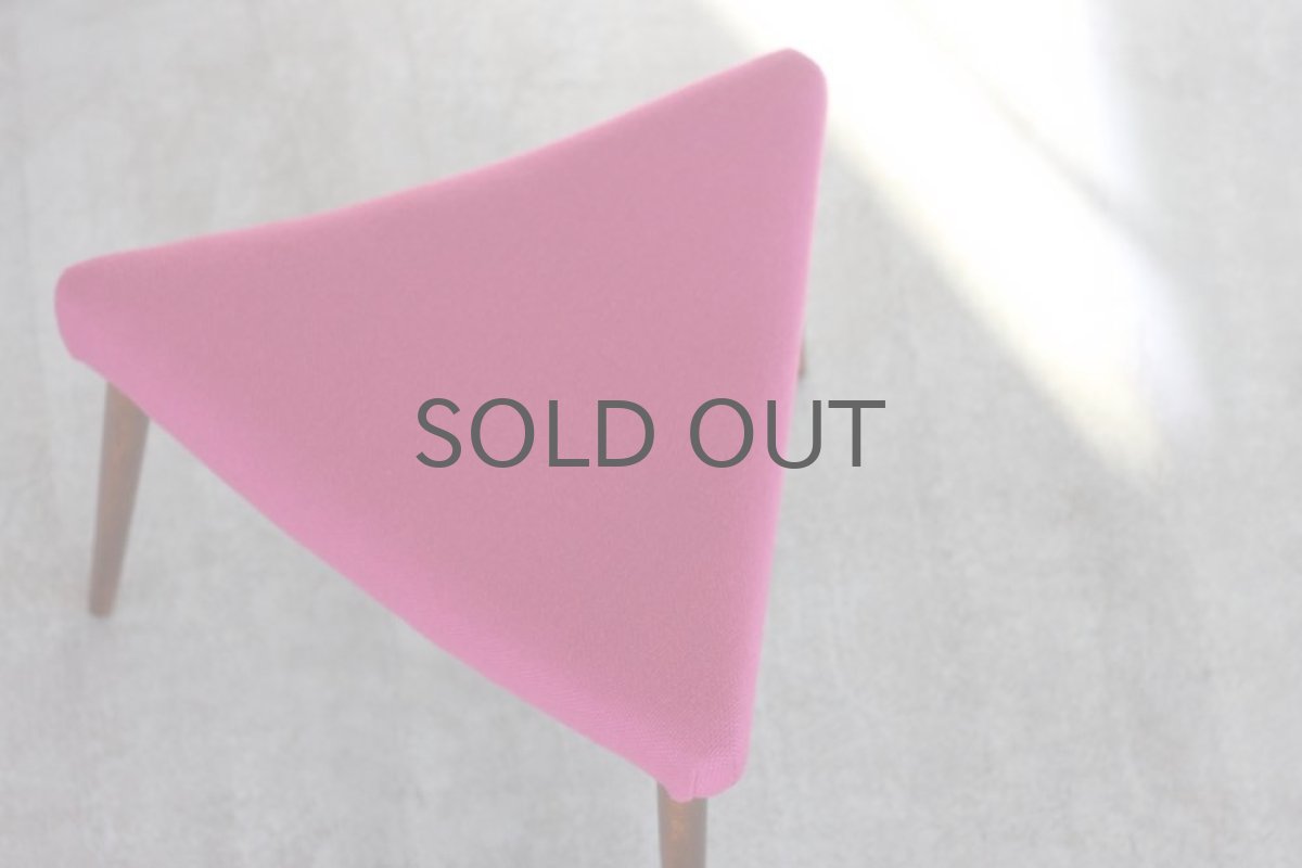 画像4: 北欧ビンテージ家具/デンマーク製 /チーク三角スツール (4)