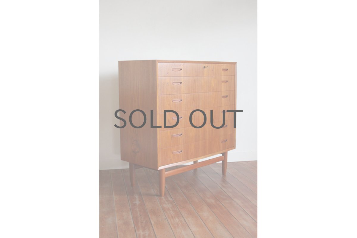 画像2: 北欧ビンテージ家具/デンマーク6段 チークチェスト  (2)