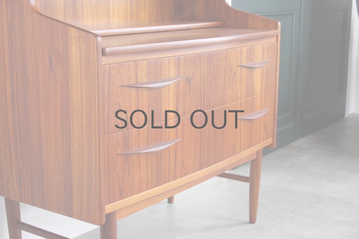画像9: 北欧ビンテージ家具/デンマーク製／チークライティングビューロー／2段引き出し (9)
