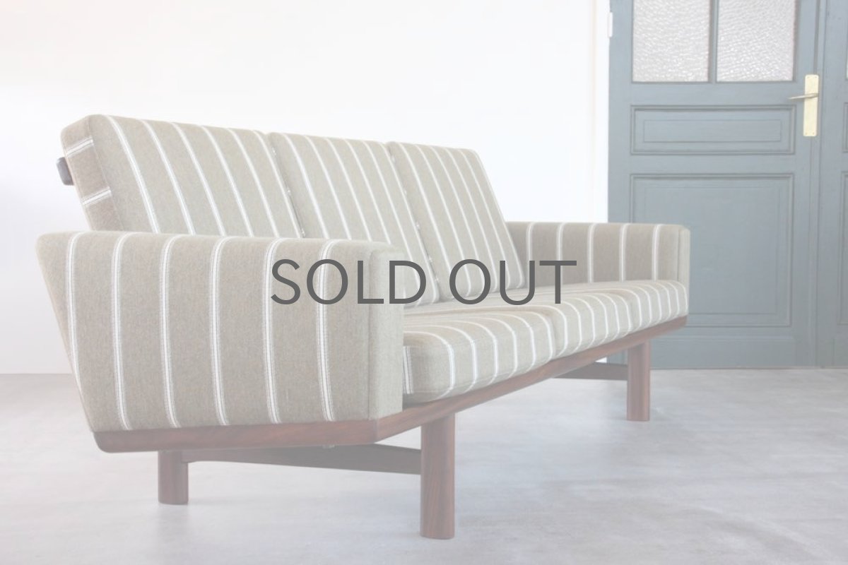 画像4: 北欧家具/ビンテージ/Hans j Wegner/ハンス J ウェグナー ソファー/GE236/アフロモシアチーク (4)