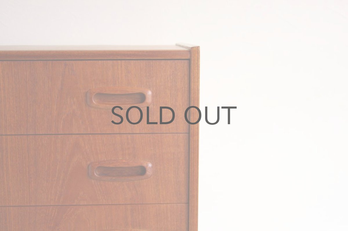 画像2: 北欧ビンテージ家具 デンマーク製 チェスト チーク3段 No.1 (2)