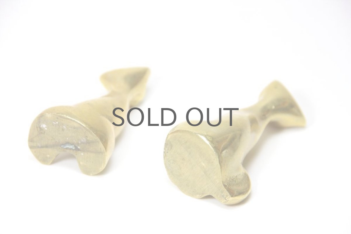 画像4: スウェーデンの蚤の市で見つけた/真ちゅうネコセット (4)