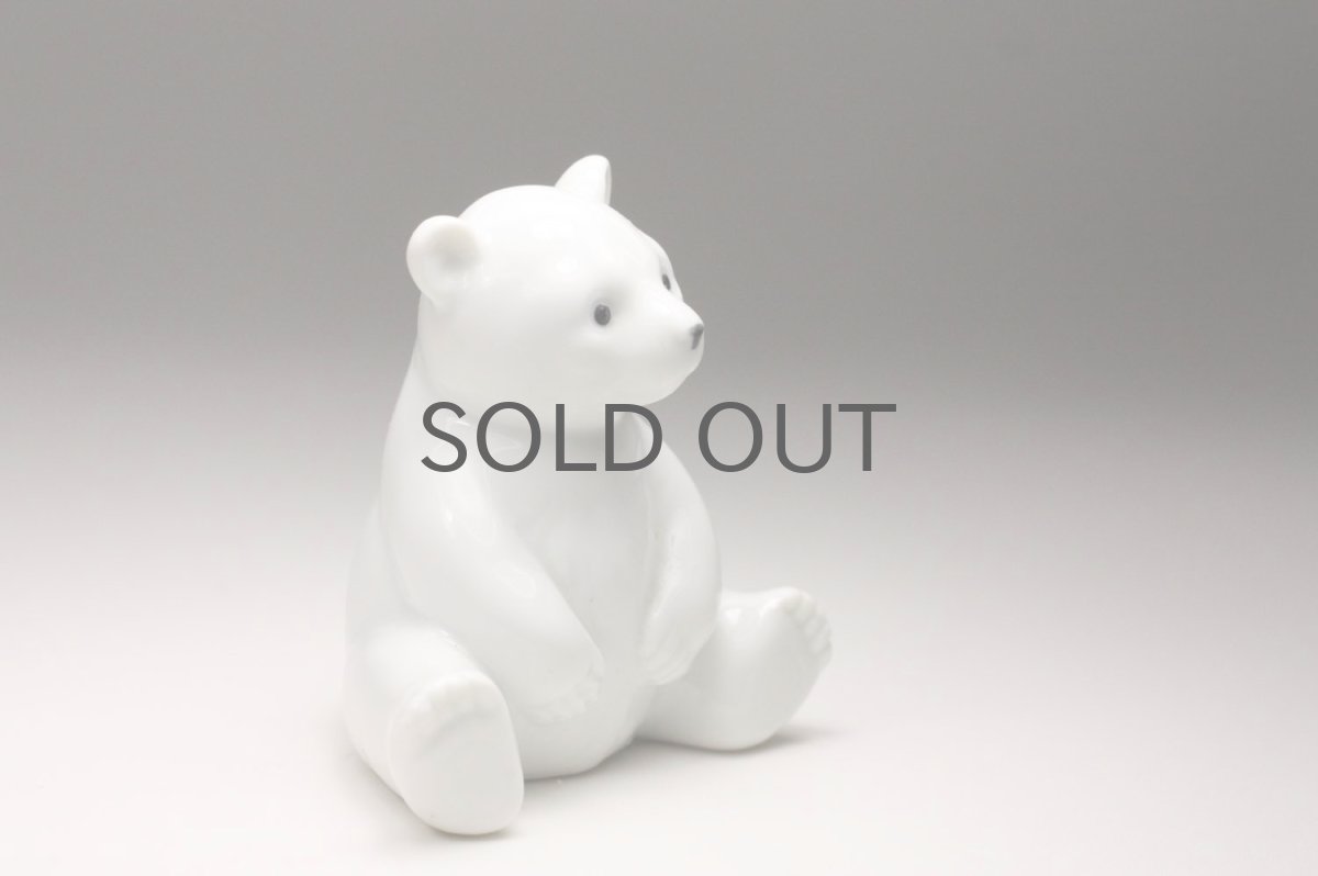 画像2: スウェーデンの蚤の市で見つけたシロクマ (2)