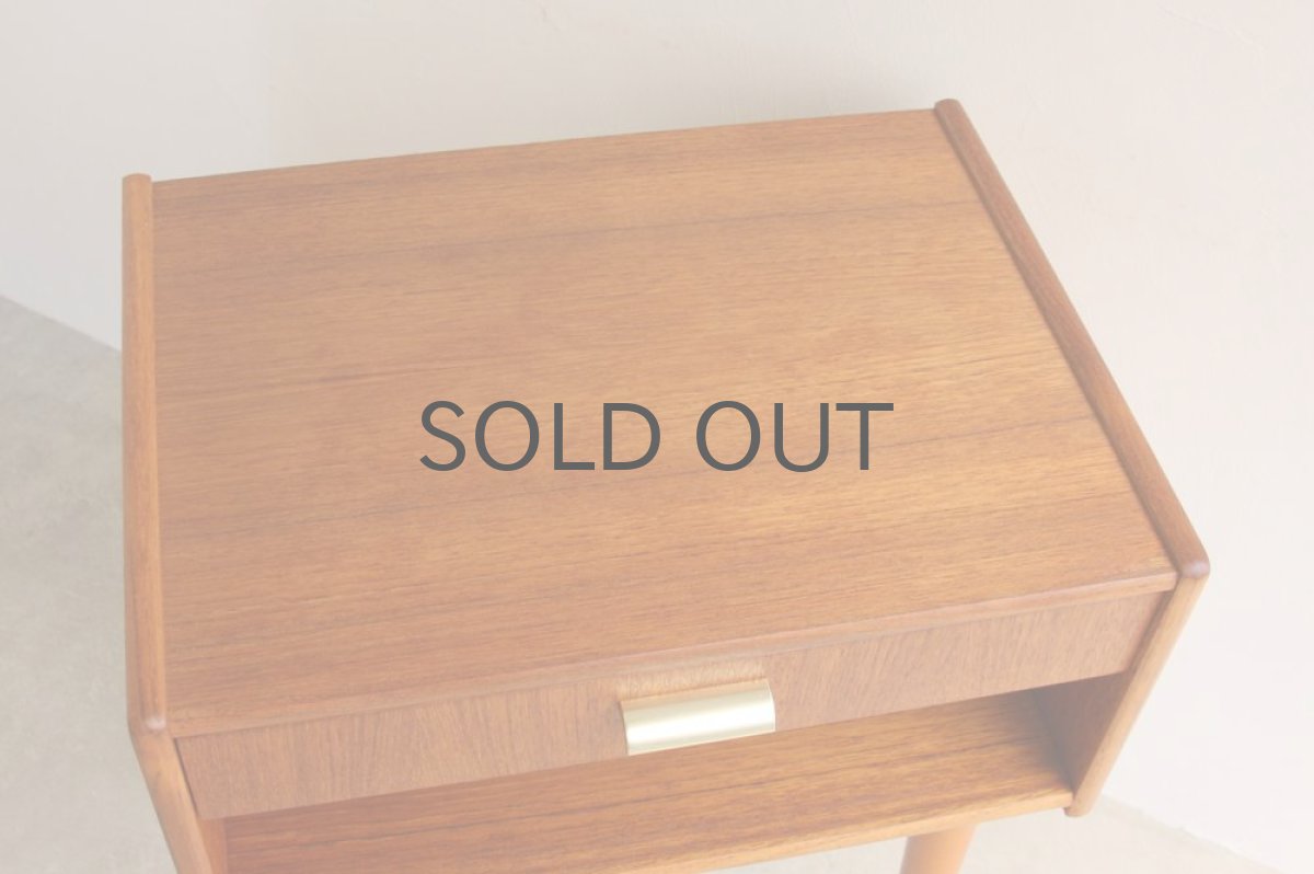 画像2: 北欧ビンテージ家具/デンマーク ベッドサイドスモールチェスト  (2)