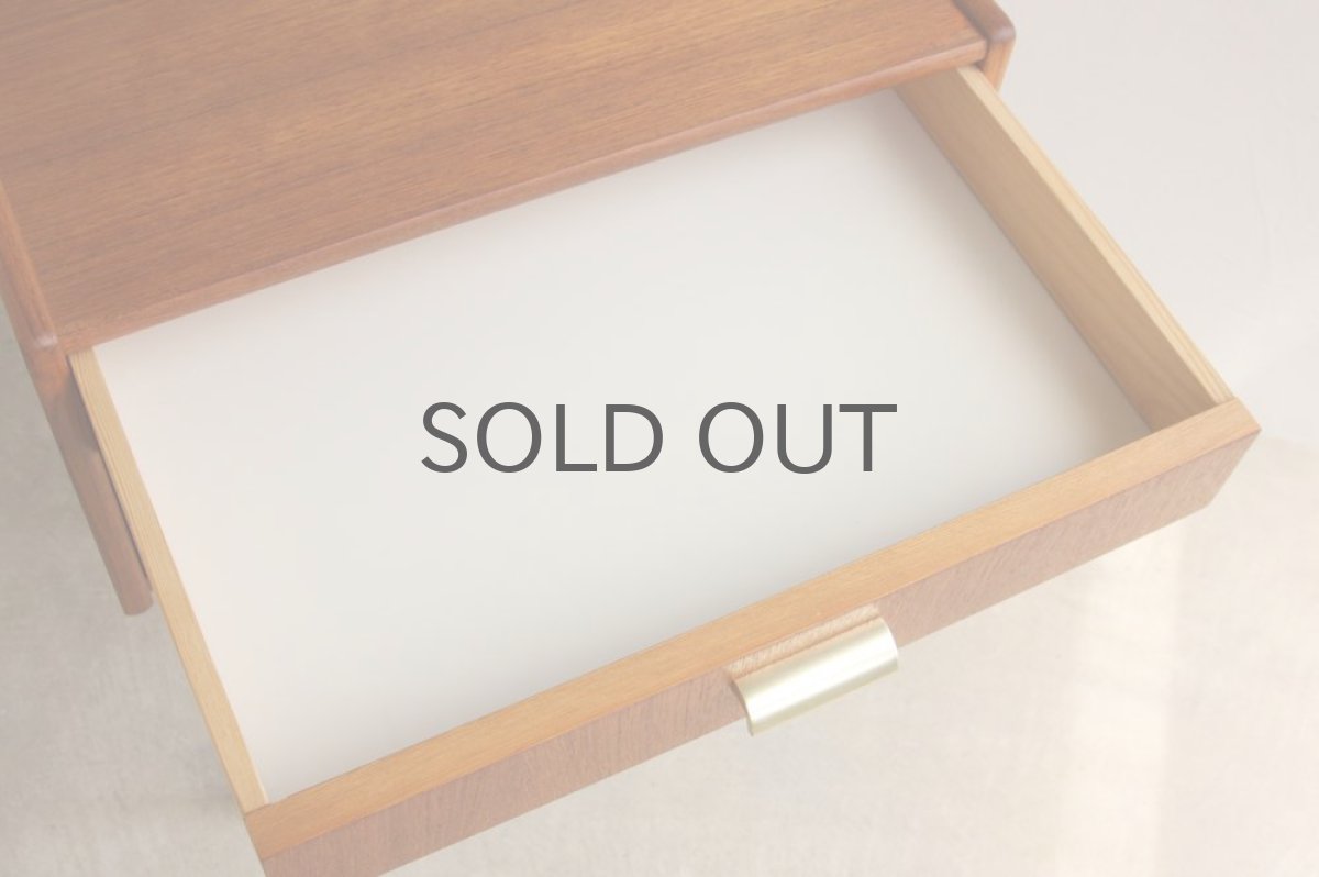 画像3: 北欧ビンテージ家具/デンマーク ベッドサイドスモールチェスト  (3)