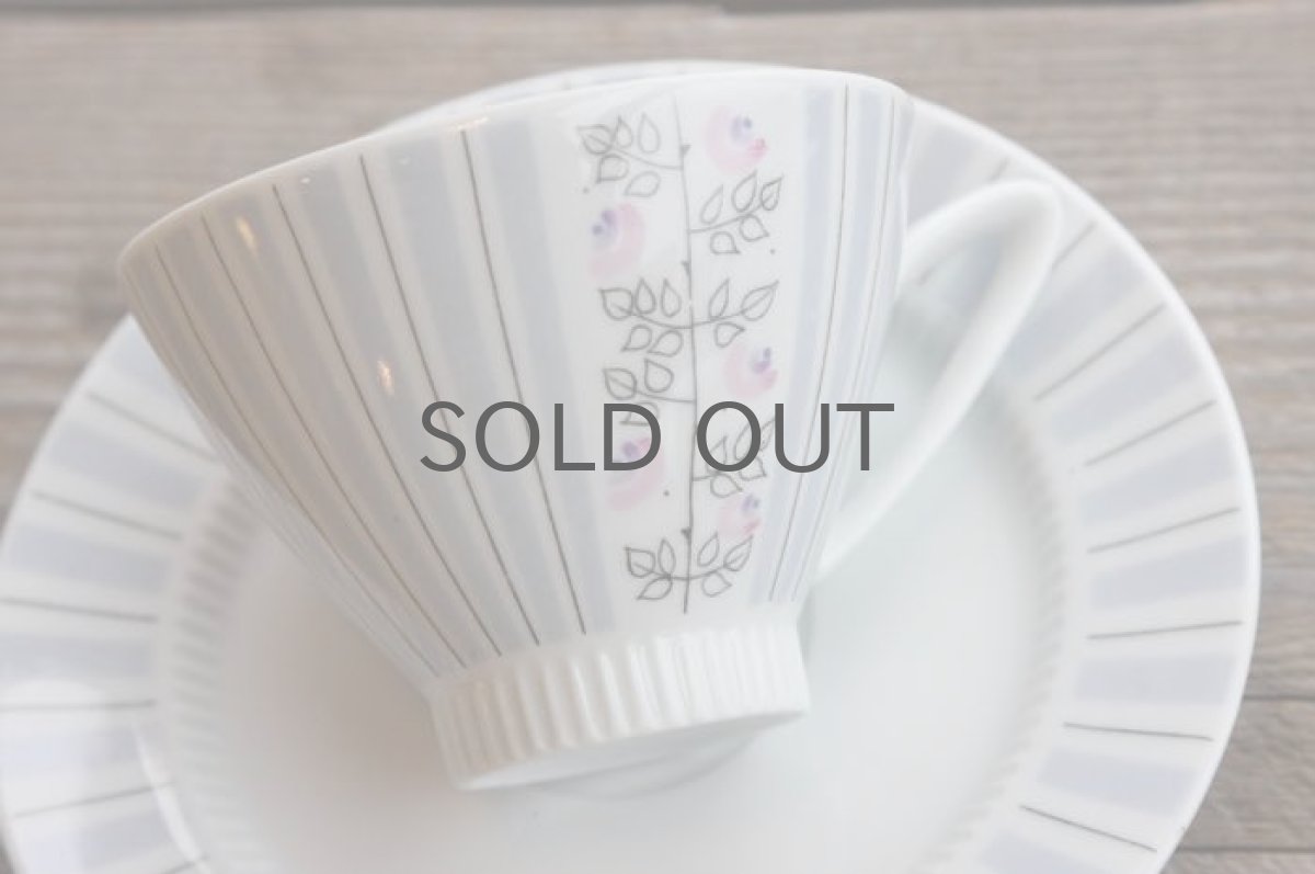 画像4: Upsala Ekeby  ウプサラ エクビィ Karlskrona窯 野ばらコーヒーカップ&ソーサー (4)