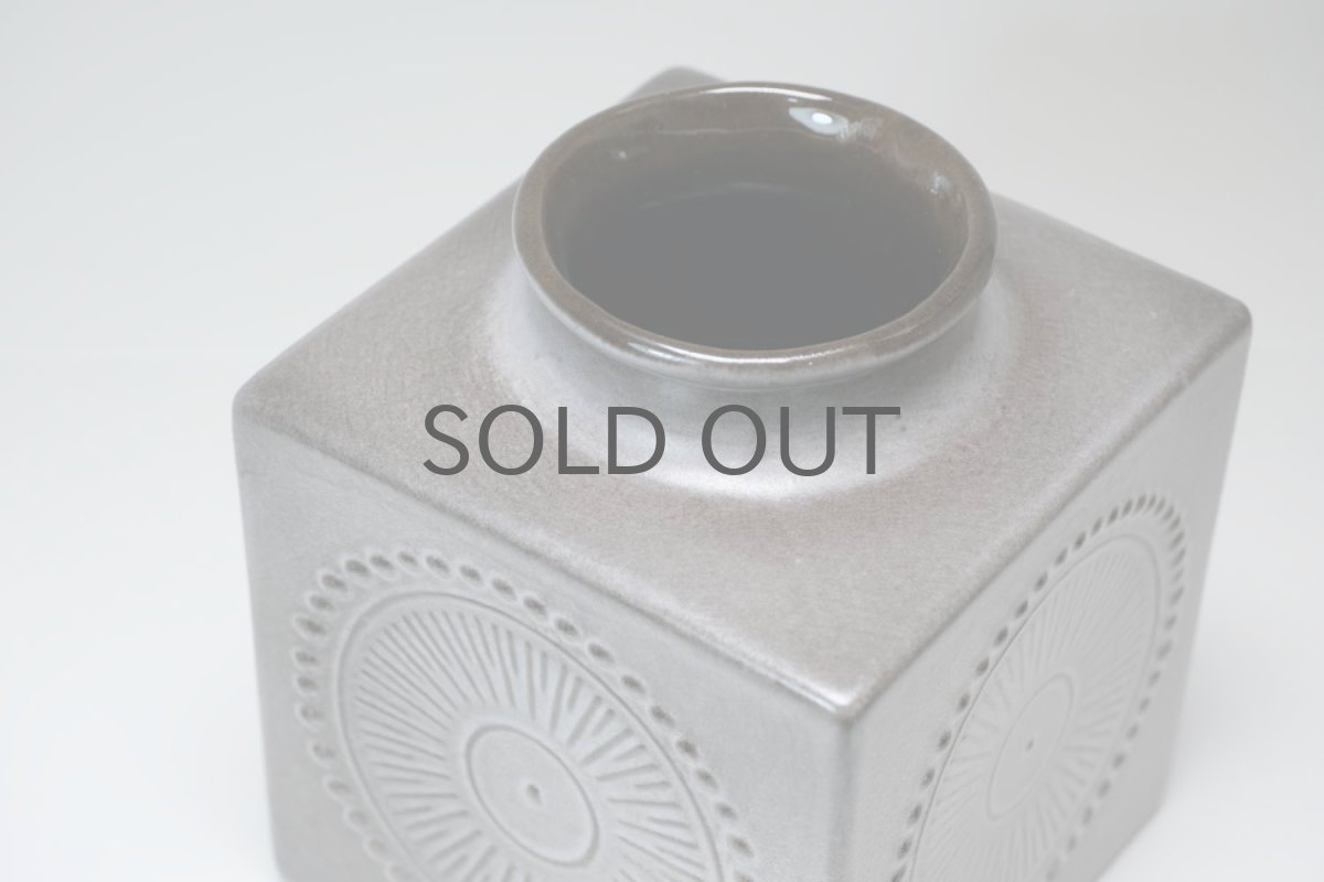 画像3: Upsala Ekeby /ウプサラ エクビィ/Goran Andersson/ 一輪挿し花瓶/ベース/キューブ型/Lサイズ (3)