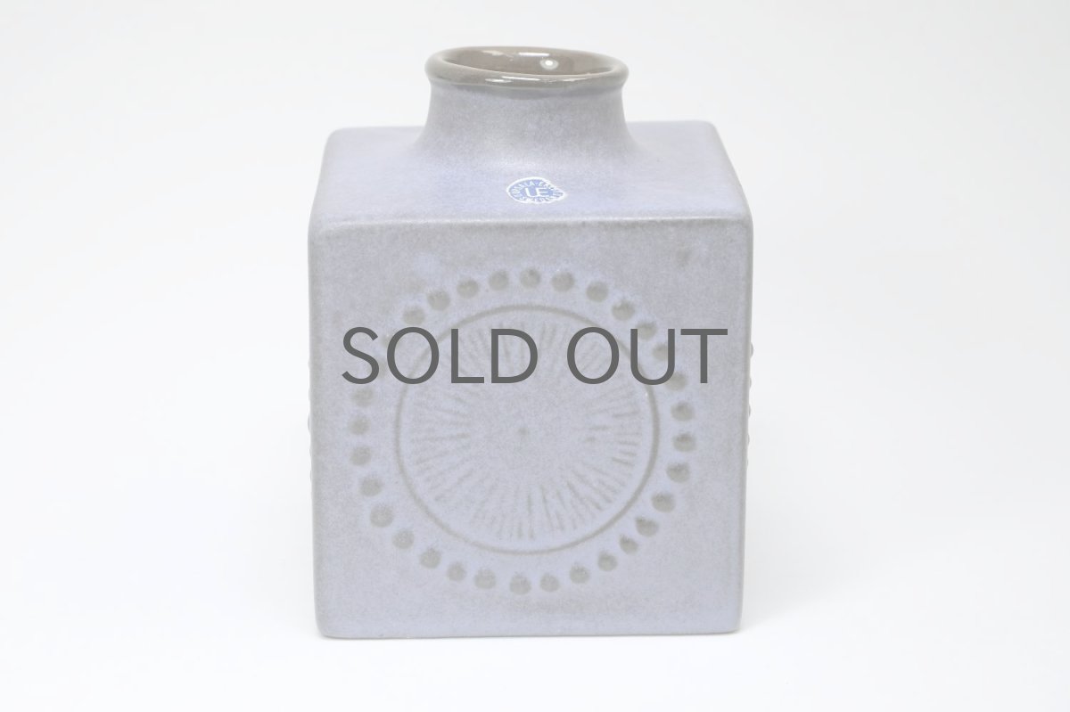 画像4: Upsala Ekeby /ウプサラ エクビィ/Goran Andersson/ 一輪挿し花瓶/ベース/キューブ型/Lサイズ/ラベンダーグレー (4)