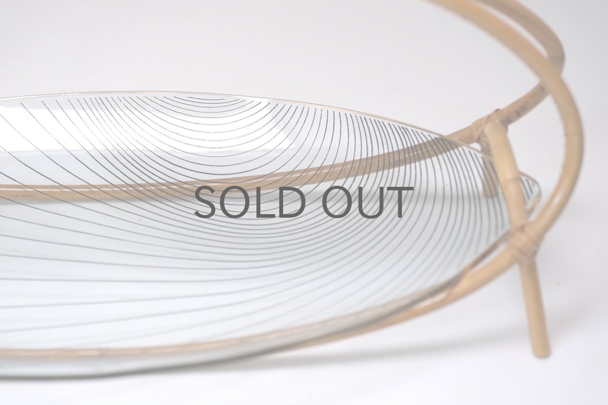 画像7: 北欧ビンテージ雑貨/北欧ハンドクラフト/籐+ガラストレー/オーバル型/Lサイズ (7)
