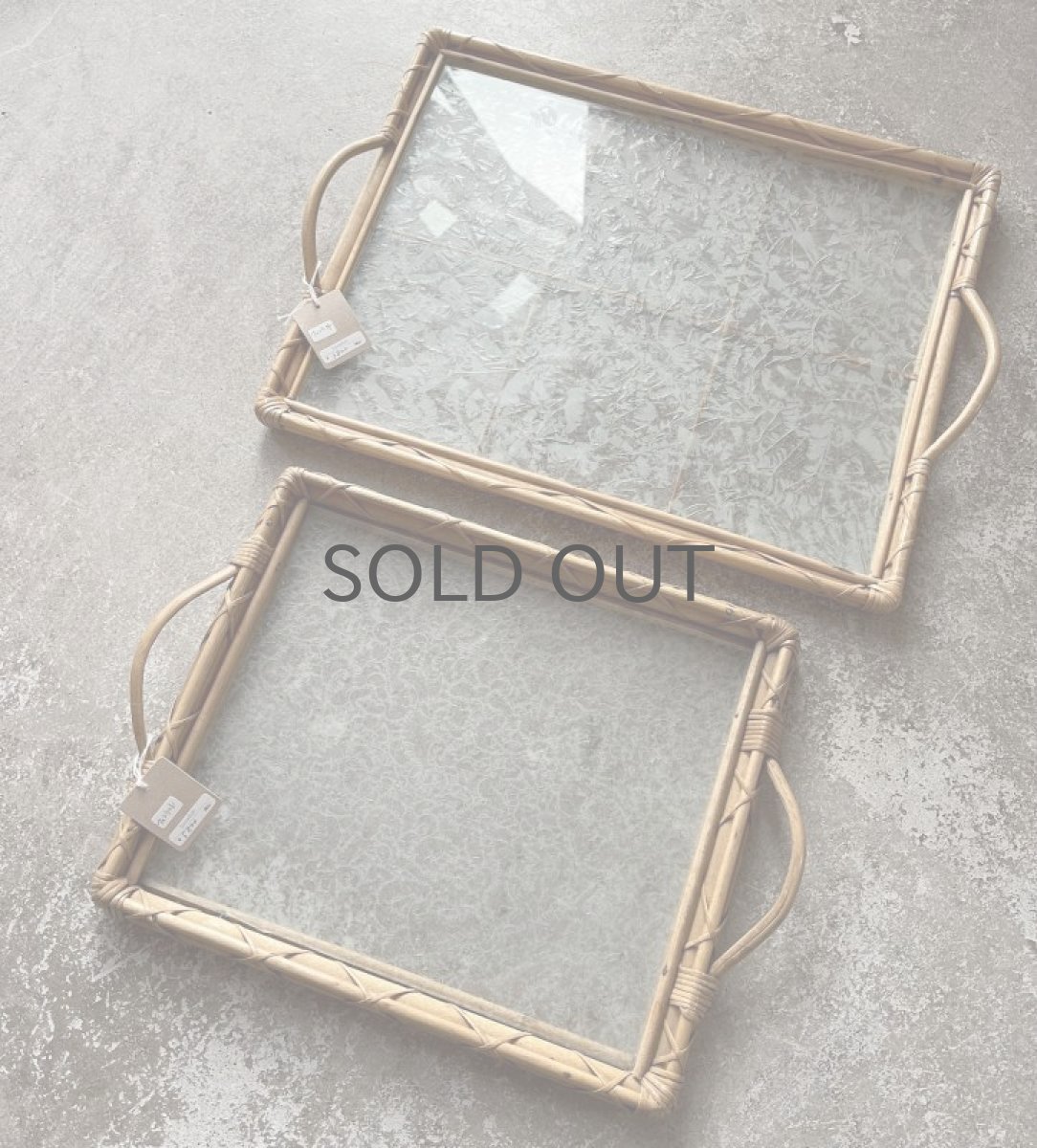 画像2: 北欧ビンテージ雑貨/北欧ハンドクラフト/籐+ガラストレー/2枚セット (2)