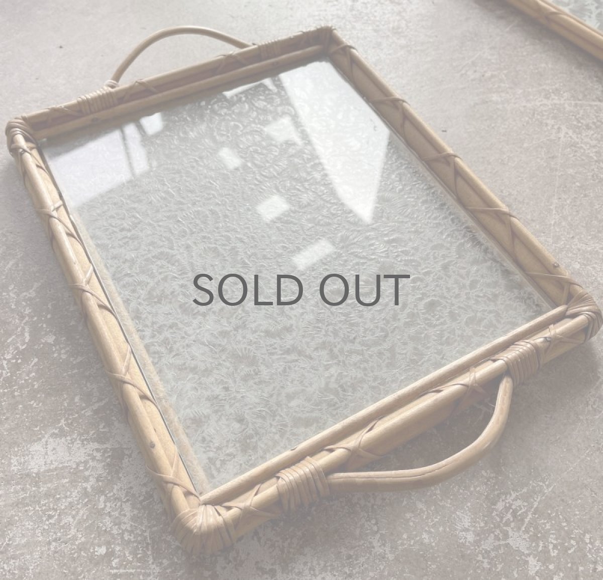 画像4: 北欧ビンテージ雑貨/北欧ハンドクラフト/籐+ガラストレー/2枚セット (4)