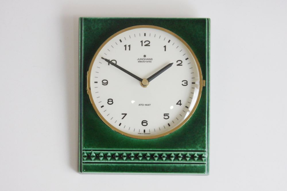 オリジナル販促 陶器の壁掛け時計 ドイツ 深みどり ダークグリーン