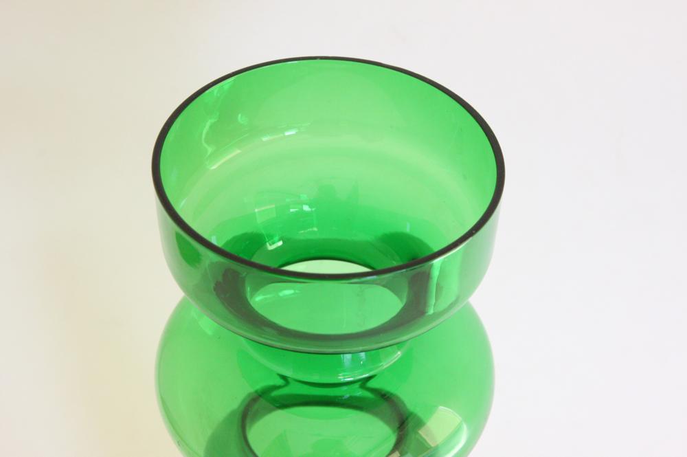 北欧スウェーデンのガラス フラワーベース グリーン Lサイズ