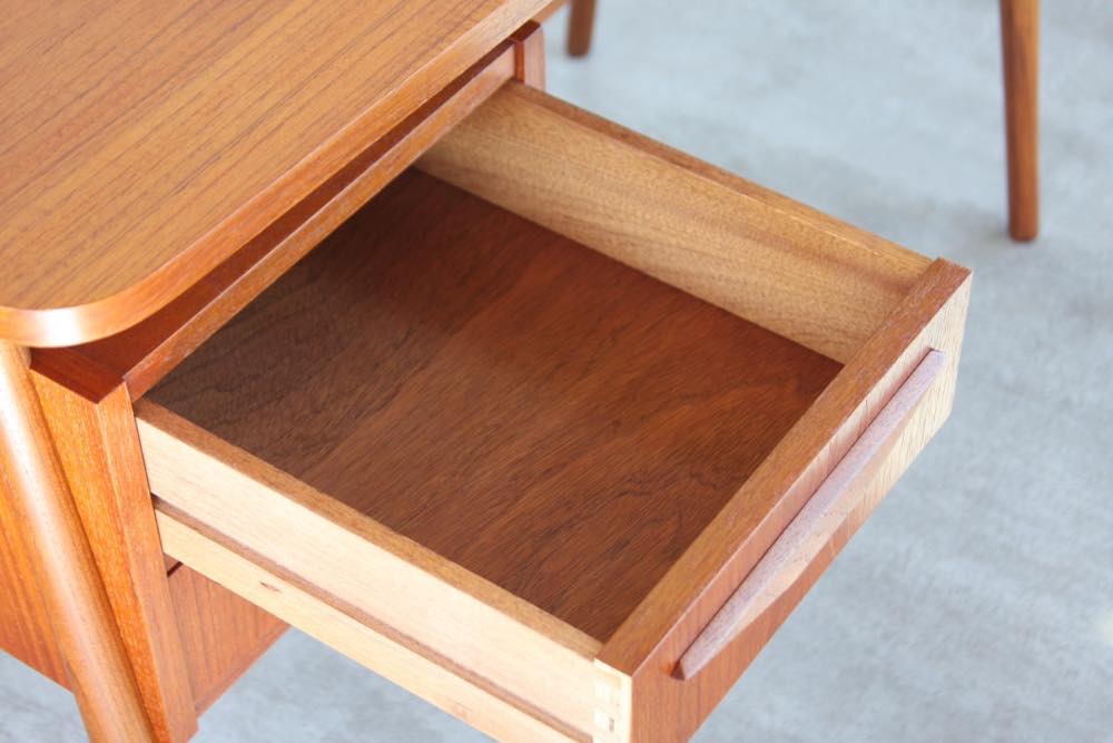 北欧ビンテージ家具/デンマーク家具/ チーク/デスク