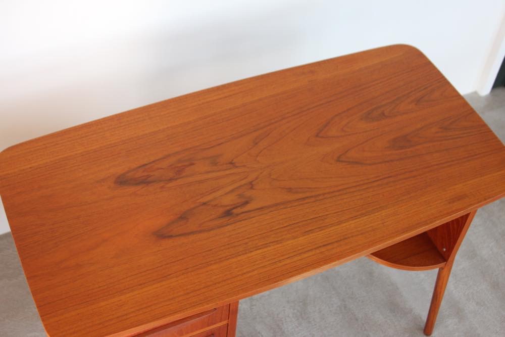 北欧ビンテージ家具/デンマーク家具/ チーク/デスク 北欧ビンテージ家具/デンマーク家具/ チーク/デスク